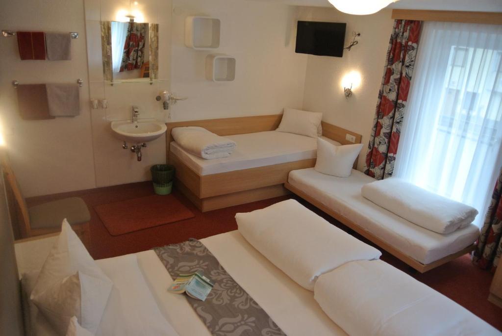 Apart Handle Kappl  Room photo